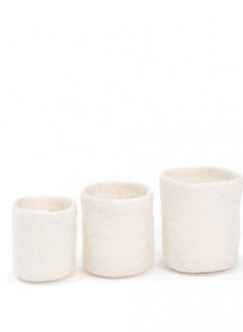 Set of three pots